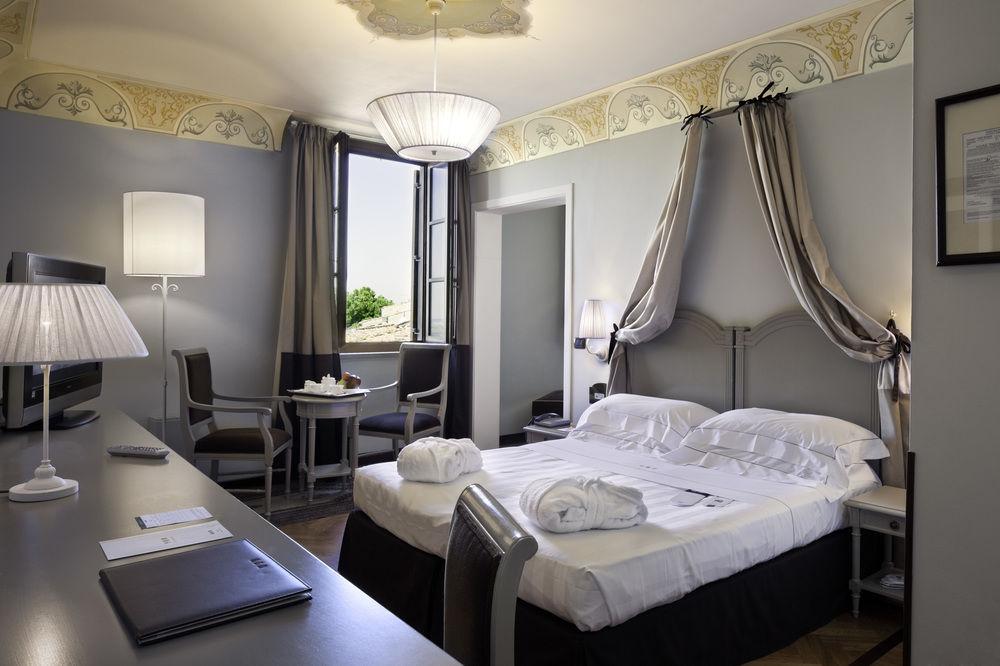 Unahotels Palazzo Mannaioni Toscana Montaione Kültér fotó